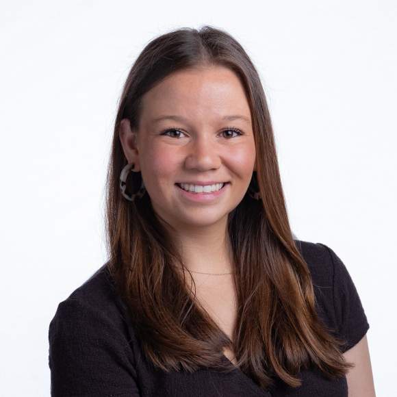 REQ Senior Account Director PR Casey Dell'Isola